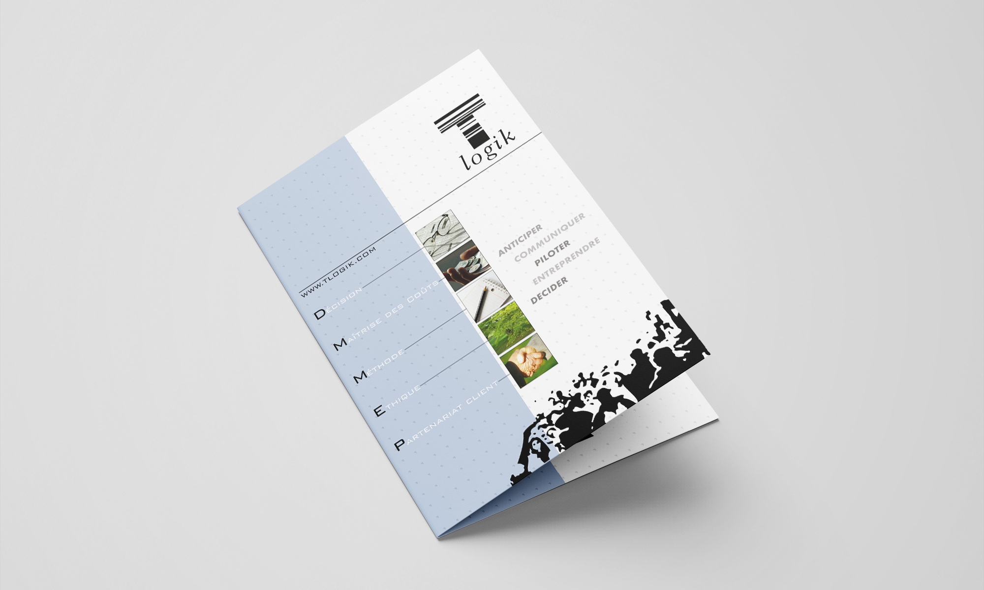graphiste plaquette marketing
